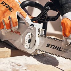 Motosserra a Bateria 35cm / 14'' - MSA 200 C-B (MA03-200-0024) - Stihl