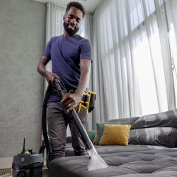 Extratora Limpadora de Estofado e Carpete Puzzi 4/16 - Karcher