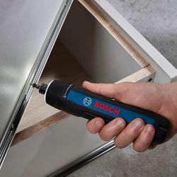  Parafusadeira a Bateria 3,6V Go3 Com 1 Ponta e Estojo (06019H22E0) - Bosch