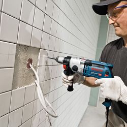 Furadeira de impacto Bosch GSB 24-2 1100W 220V, em maleta