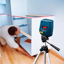 Combo Nível de Linha Com Tripé e Trena Digital a Laser 25m (0615A002B2) - Bosch