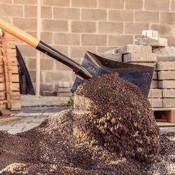 Pá Quadrada em Aço Com Cabo de Madeira 71cm (77465/434) - Tramontina
