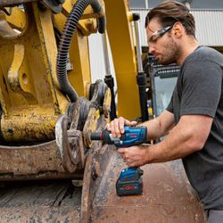 Chave de Impacto GDS 18V-1600 HC Com Bateria e Carregador - Bosch