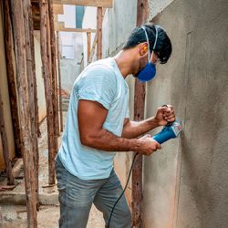 Esmerilhadeira Angular de 4.1/2'' Bosch GWS 850, 850W 127V