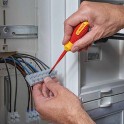 Chave Philips PH1 x 100mm VDE (1600A02NB8000) - Bosch