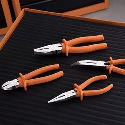 Alicate Universal Isolado 1000V - 8'' (44000/108) - Tramontina Pro