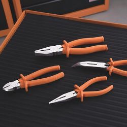 Alicate Bico Chato Isolado 1000V - 6'' (44006/106) - Tramontina Pro