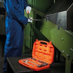 Maleta Com Soquetes Sextavados e Acessórios 1/2'' - 23 Peças (44831/222) - Tramontina Pro