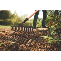 Ancinho Metálico Leve Curvo 14D Sem Cabo (77101/144) - Tramontina