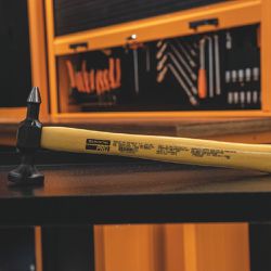 Martelo Chapeador Ponta Curta 300g (40473/000) - Tramontina Pro