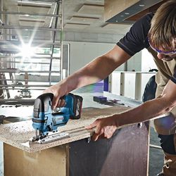 Serra Tico-Tico a bateria Bosch GST 18V-LI, 18V SB 3 lâminas