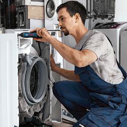 Kit de Pontas e Soquetes Bosch para parafusar com 43 Peças