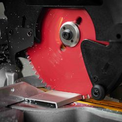 Disco de Serra Meia Esquadria Freud para Alumínio 250mm 80 dentes com diâmetro do furo 30mm e espessura do corte 2,8mm