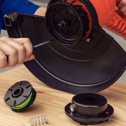 Kit Porta e Tampa Com Carretel e Mola Para Aparadores de Grama (78799/798) - Tramontin