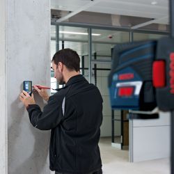 Receptor para nível laser Bosch LR 7 com suporte e saco de proteção