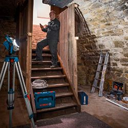 Lanterna LED 1900 Lúmens GLI 18V-1900 - Bosch