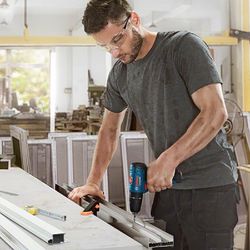 Parafusadeira e Furadeira de Impacto a Bateria de 3/8'' Bosch GSB 120-LI, 12V, com 1 Bateria 2,0Ah, 1 Carregador Rápido BIVOLT