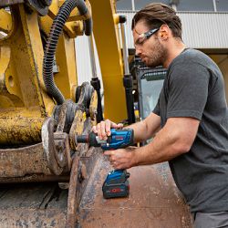 Chave de Impacto GDS 18V-1600HC Com Bateria e Carregador 18V (06019M10E1) - Bosch