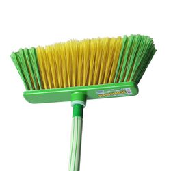 VASSOURA ROBUSTA 26 X 5 X 10,5CM+CABO 1,20M CERDAS PLUMADAS - Romata Ferramentas e Máquinas