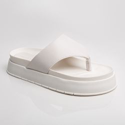Sandália Feminina Vitória Confortável Papete - Tiras largas, salto de 2,5 cm, qualidade premium para conforto e estilo.