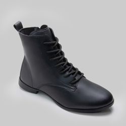 Bota Rasteira Veneza01 em preto, branco e café com zíper e cadarço.