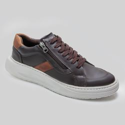 Sapato masculino em couro legítimo, leve e moderno.