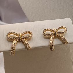 Brinco Laço Microzircônia Cristal - 327111 - SCAGLIONI