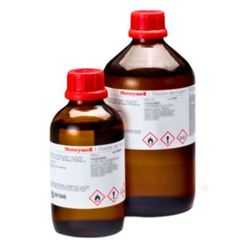 ACETONITRILA LC-MS CHROMASOLV 2,5L - 09940 - SCQ Soluções Laboratoriais | Tudo para seu laboratório!