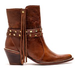 Bota Texana Feminina Couro Dallas Pinhao com Franja e Arrebites - Silverado Bota... - SILVERADO BOTAS