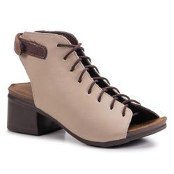 Sandália Conforto em Couro Graxo Off White com Cad... - SIMPRONA