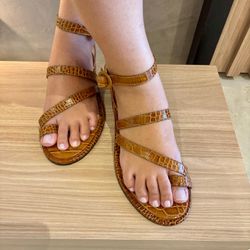 RASTEIRA EM CROCO CARAMELO LB - RCCP - Talita Fidelis | Para mulheres que sabem onde querem pisar