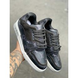 TENIS SNEAKER LOUIS VUITTON TRAINER PRETO/SOLA BRA... - BEM VINDOS 