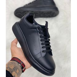 TENIS ALEXANDER MCQUEEN OVERSIZED PRETO/PRETO - MC... - BEM VINDOS 