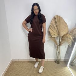 Vestido Camisetão Midi em Algodão Luxuoso- Marrom - THAIS VENTURA
