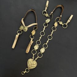 TRAIA NO METAL AMARELO (PEÇAS NOVAS) - CABEÇA DE MULA - Traias e Catiras | Todo tipo de traias e artigos em couro