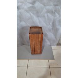 PEDESTAL MAD. C/ RODAS SOB MEDIDA 60X23X23 CM FF.3... - TREVIART