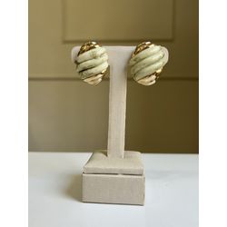 Brinco Botton Off White Banhado a Ouro - 2789 - Tutto Acessórios