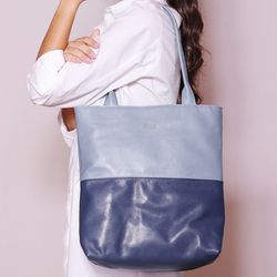 Bolsa de Couro - BICOLOR - Azul Hortência e Azul Anil 