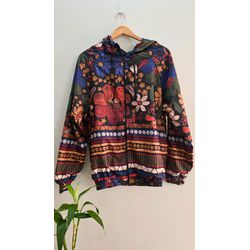 Jaqueta Corta Vento Inspiração FARM - Estampada - ... - Use Lari Move