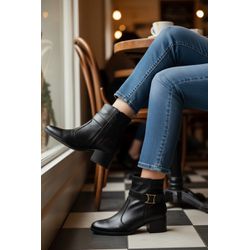 Bota Agatha em Couro Preto - 1530 Preto - VIANZA