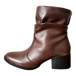Bota Dani em Couro Café - 1500 Café - VIANZA