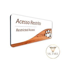 Placa de Sinalização | Acesso Restrito à Funcionár... - Victare Oficial - Direto do Fabricante