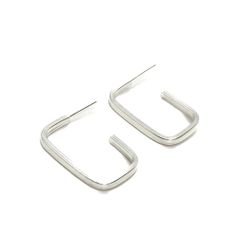 Brinco Meia Argola G Basic Retangular em Prata 925 - Vila das Pratas e Semijoias 