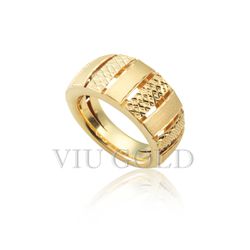 Anel linha comfort em ouro 18K amarelo com detalhe fosco e polido - A... - VIU GOLD