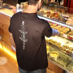 Camiseta Coffee Tattoo Preta - KAHSH STORE MARKETPLACE