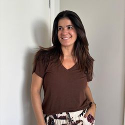 Blusa Feminina Decote V - Ma... - XICA STORE