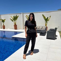 Calça Feminina com Pregas na... - XICA STORE