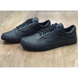 Sapatênis Vans ⭐ - EDTCF97 - Out in Store