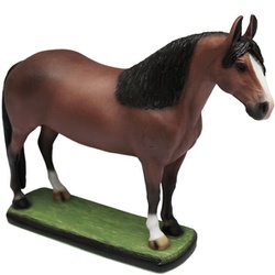 Escultura Miniatura de Cavalo Mangalarga Alazão - Selaria Pinheiro
