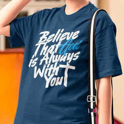 Camiseta Básica Believe In God - Aurora Clothing